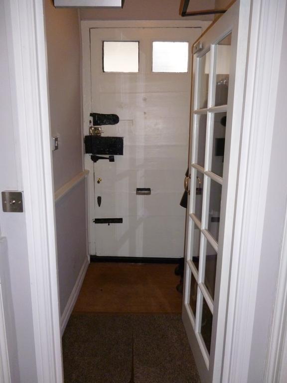 Kings House Wokingham Guest House Bagian luar foto