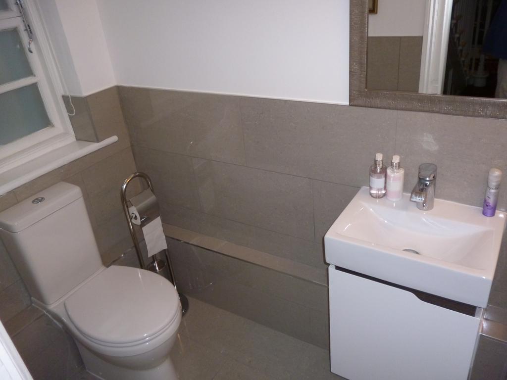 Kings House Wokingham Guest House Ruang foto