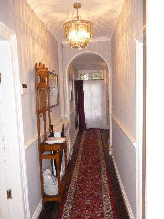 Kings House Wokingham Guest House Ruang foto